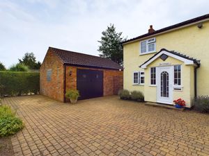 Garage- click for photo gallery